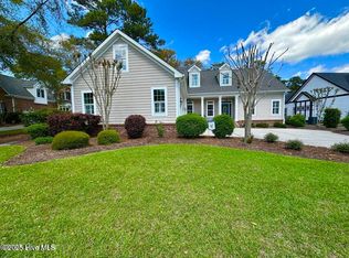 2784 Oak Bluff Cir, Southport, NC 28461
