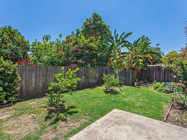 6207 Marlborough Dr — Photo 23