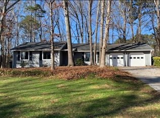 5013 Abbey Ln, Lilburn, GA 30047