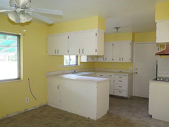 4th image of 2234 Koro Ave