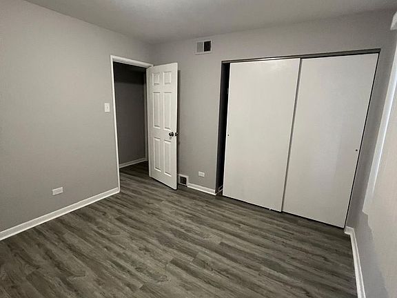 3rd image of 609-649 E Glenwood Lansing Rd #726-1F