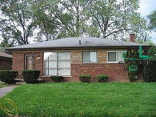 1st image of 21811 Cloverlawn St
