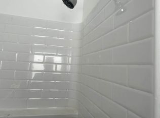 4 Abbot St Floor 3, Dorchester Center, MA 02124