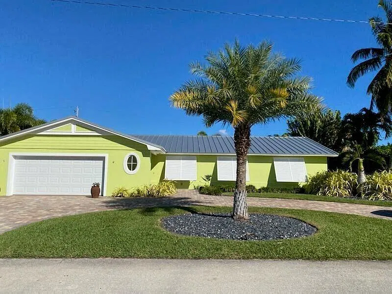 3 bed, 2.0 bath, 1752 sqft, $12,000 — Photo 3