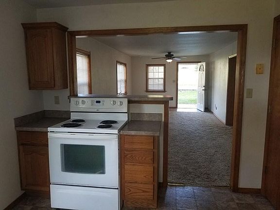 5th image of 1315 W Taylor St