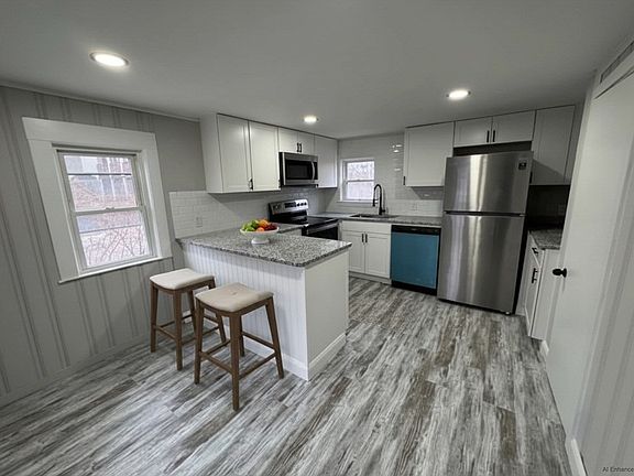 2nd image of 448 Pleasant St