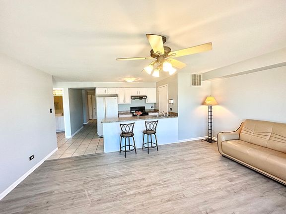 3rd image of 2738 S Wentworth Ave APT 5F