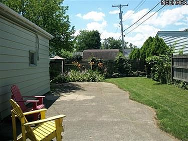 4th image of 302 Woodridge Rd