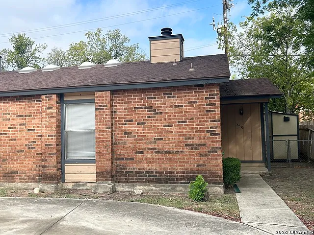2 bed, 2.0 bath, 1012 sqft, $1,150 — Photo 2