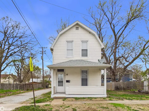 218 N 8th St, Keokuk, IA 52632