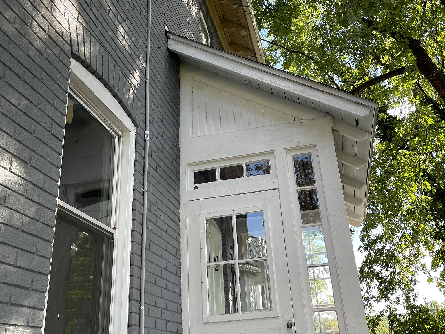 1605 Calypso Ave — Photo 2