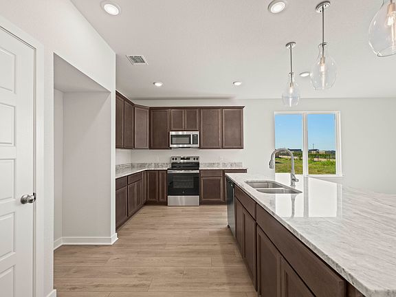2nd image of 8223 Barnett Dr
