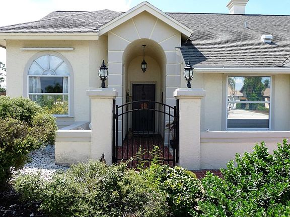 2nd image of 2175 Sykes Creek Dr