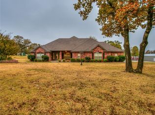 326 Persimmon Ridge Rd, Blanchard, OK 73010