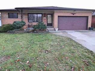 17154 Wilson Ave, Eastpointe, MI 48021