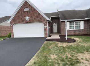 382 Martina Dr, Chambersburg, PA 17201
