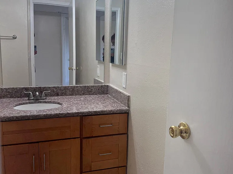 281 Juana Ave #201 — Photo 9