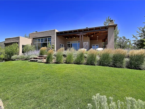 2216 Wilderness Arroyo, Santa Fe, NM 87505