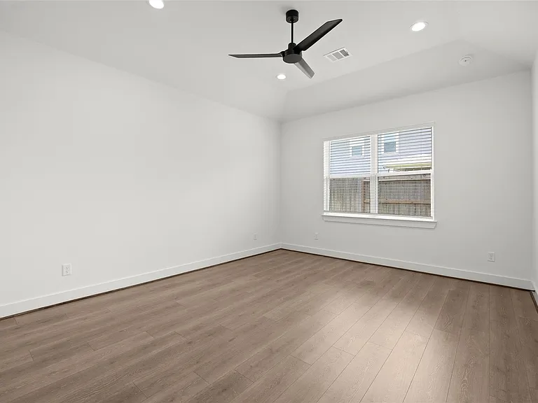 2752 Sunny Briar Dr — Photo 23