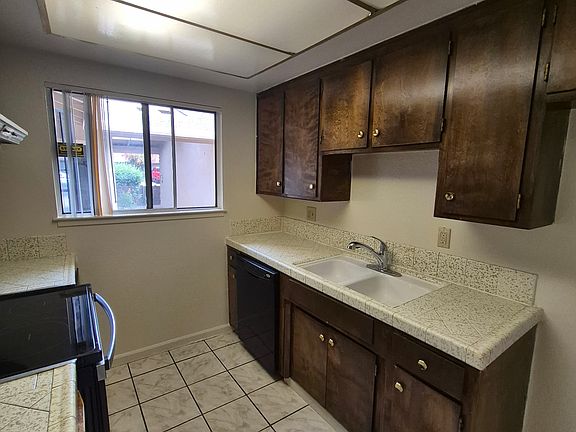 5th image of 1704 Floyd Ave
