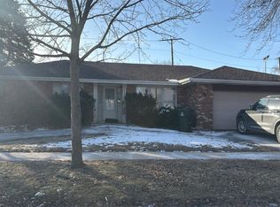 18302 Bock Rd, Lansing, IL 60438