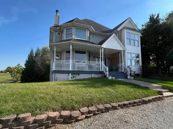10149 Emerald Dr, Brooklyn, MI 49230