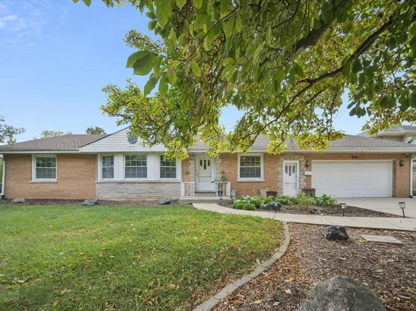 921 Clyde Ave, Downers Grove, IL 60516