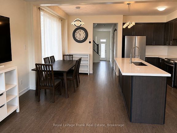 2nd image of 18 Larkin Ln