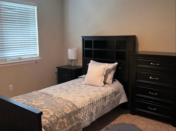 10818 Birch Dr, La Porte, TX 77571