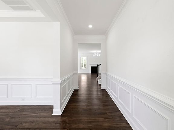 5th image of 703 Fern Hollow Trl