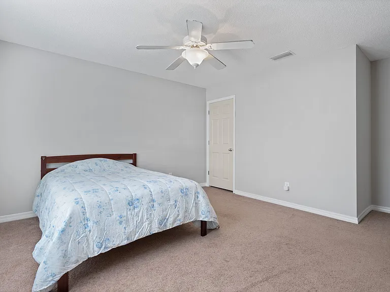 Tomrick Cir — Photo 12