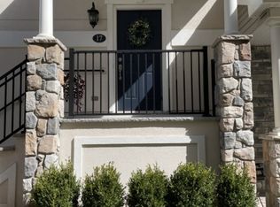 17 Carrington Pl, Clifton, NJ 07013