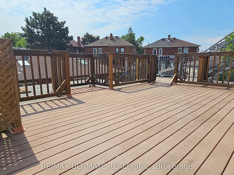 3 Kane Ave #2 — Photo 15