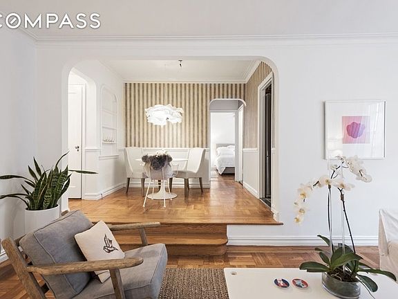 4th image of 29 W 64th St APT 5B