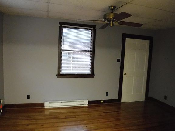 4th image of 1350 Poquoson Ave