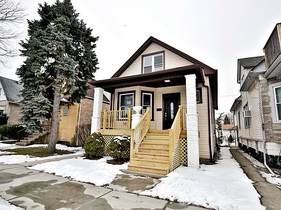 3rd image of 4218 N Moody Ave