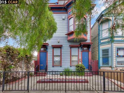 542 Henry St, Oakland, CA, 94607