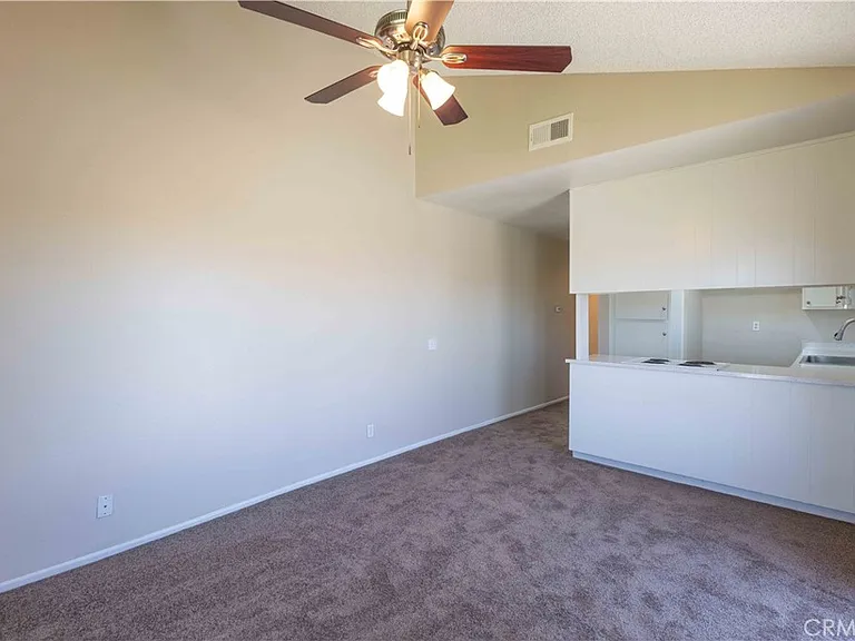 1272 Vista Serena Ave — Photo 3