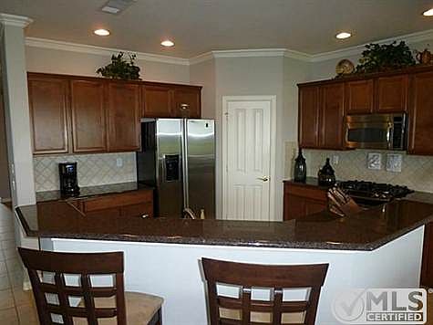 5th image of 11012 Southerland Dr