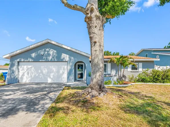 14884 Cromwell Dr, Clearwater, FL 33764