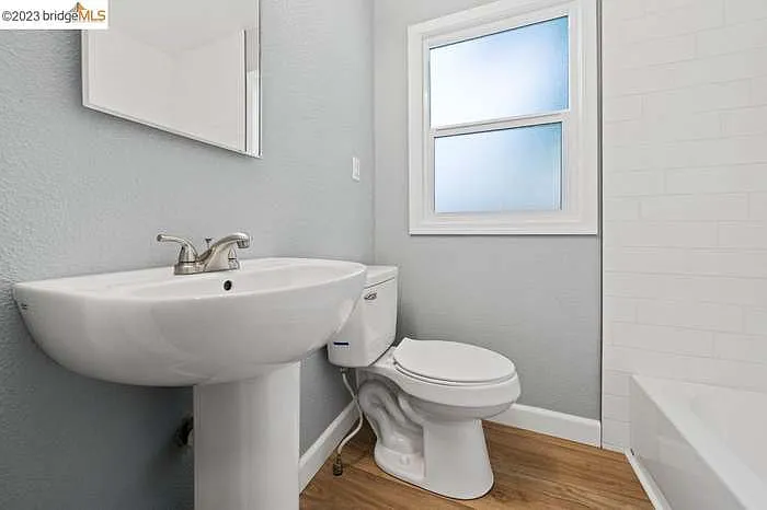 112 John Gildi Ave — Photo 7