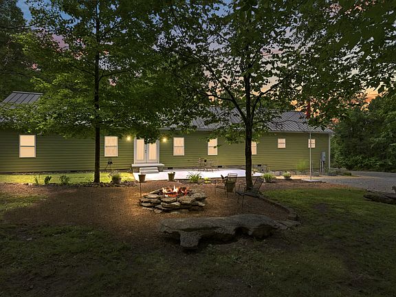 3rd image of 9588 Vaught Rd