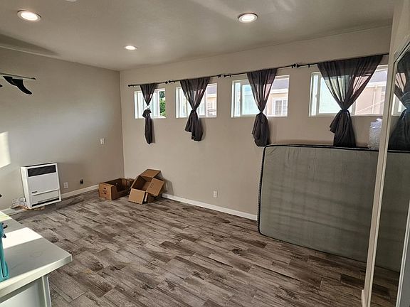 3rd image of 2031 S Gaffey St