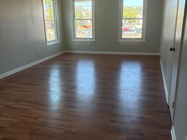 736 Savin Ave, West Haven, CT
