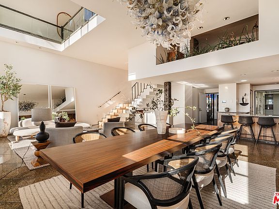 3rd image of 4 Yawl St