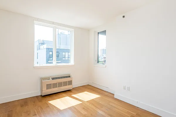 Rented by Nooklyn NYC LLC | media 7