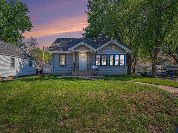 1501 E 6th St, Sioux Falls, SD 57103