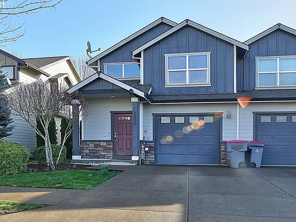 2050 NW Yohn Ranch Dr