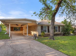 2200 W Rosedale St S APT B, Fort Worth, TX 76110