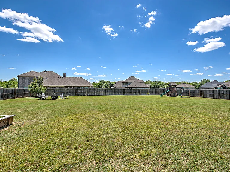 1007 Bendelow Dr — Photo 22